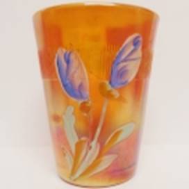 A close up of a cup

AI-generated content may be incorrect.