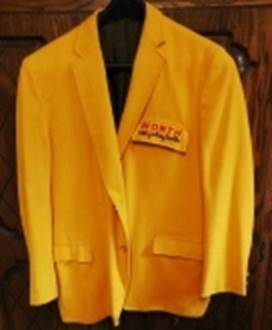 A yellow jacket on a swinger

AI-generated content may be incorrect.